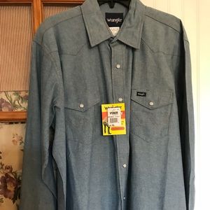 Wrangler men’s denim shirt